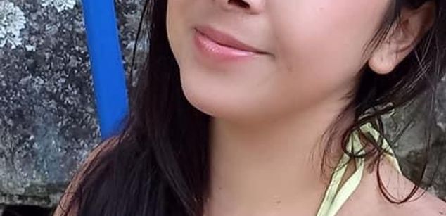 Model - Linda pretty joven