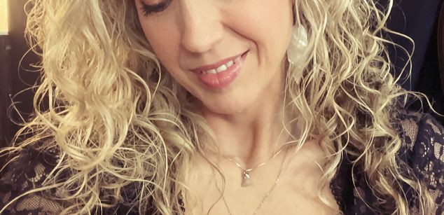 Model - Erotic_Executive cuckold