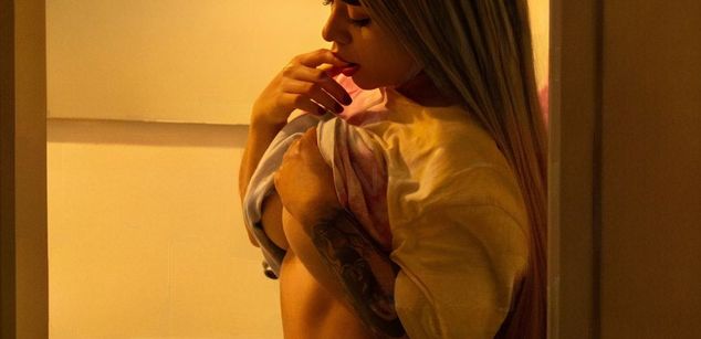 Model - Anne Roleplays