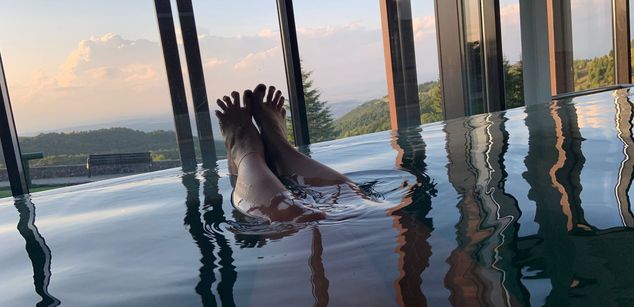 Model - GoddessHarley latex