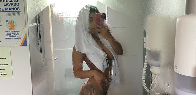 Model - Elizabeth corazon de leon cei