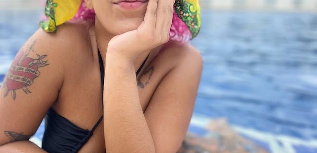 Model - Elizabeth corazon de leon cei