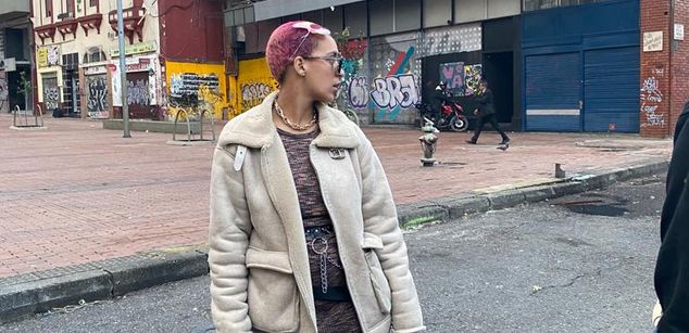 Model - Elizabeth corazon de leon cei