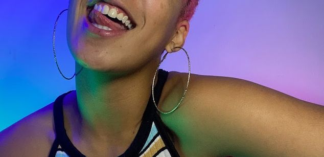 Model - Elizabeth corazon de leon cei