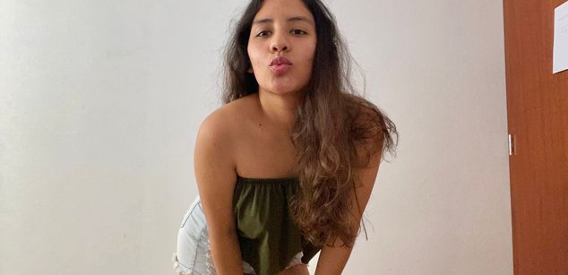 Model - AfroditaLatina coquette