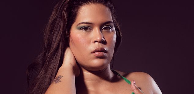 Model - Ashley Foster sexy