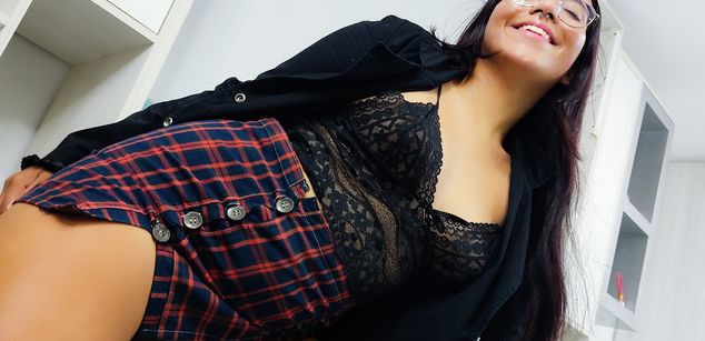 Model - LucyDerby squirt