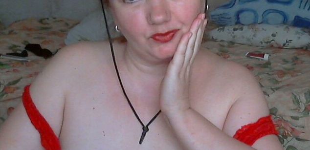 Model - Lusi Red mature