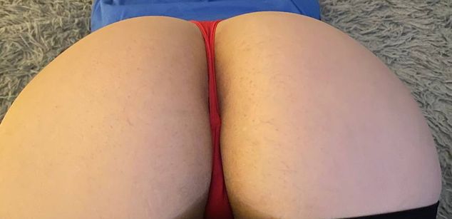 Model - Alisia Cherrey play