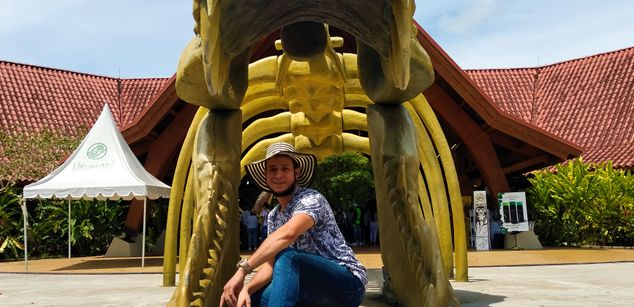 Model - kalvin phillips fetish