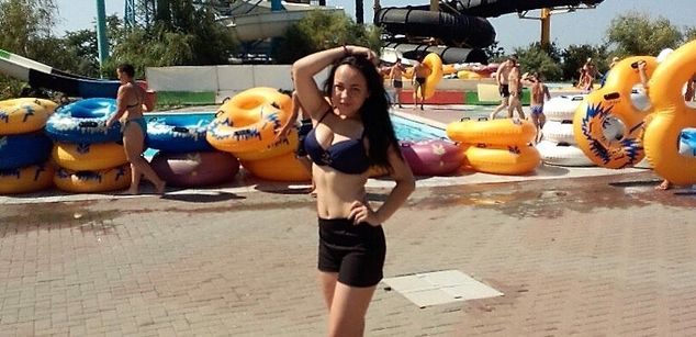 Model - Milani_Sweet feet