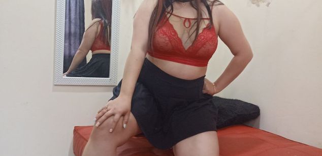 Model - CamilaRoberts pussy