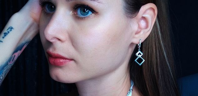 Model - Agata Bryant dirtytalk