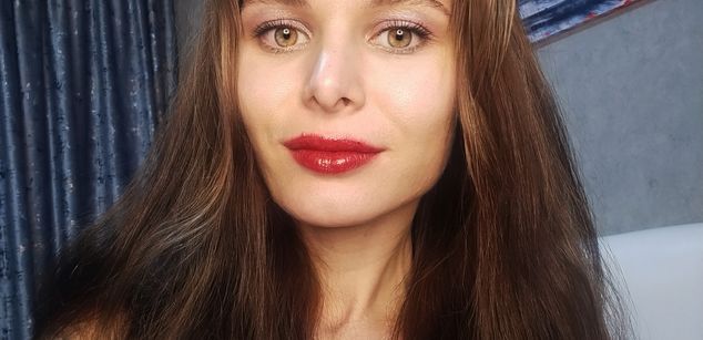 Model - Agata Bryant sexy