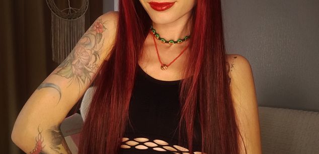 Model - Agata Bryant dirtytalk