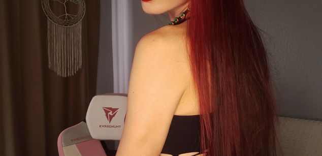 Model - Agata Bryant dirtytalk