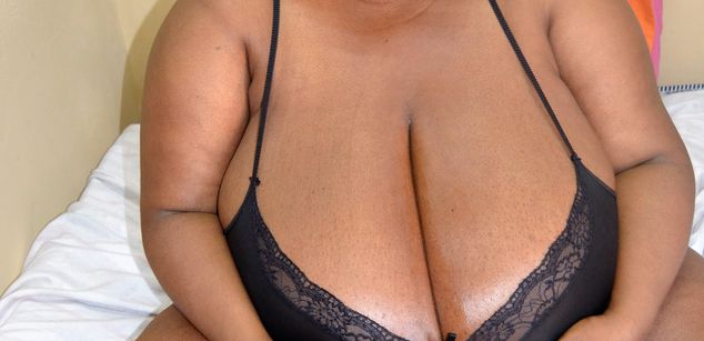 Model - VoluptiousBBW ass