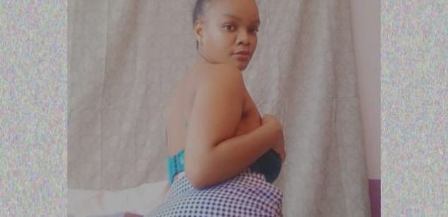 Model - Sweethhoneybunny blowjob