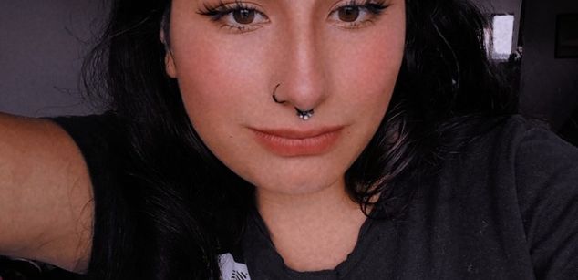 Model - catalina naked