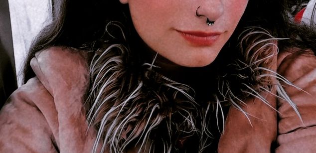 Model - catalina naked