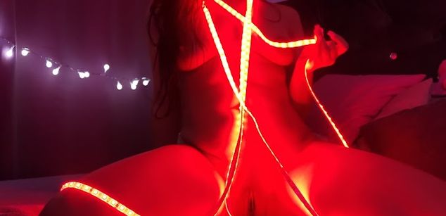 Model - Alondra_sweet squirt