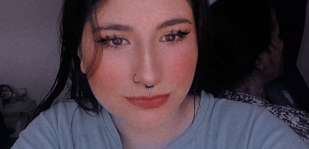 Model - catalina naked