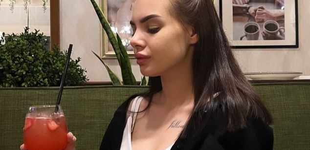 Model - HarmonySoul kiss