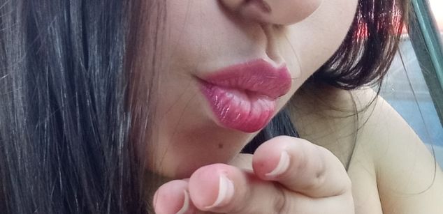 Model - Sofya Veles feet