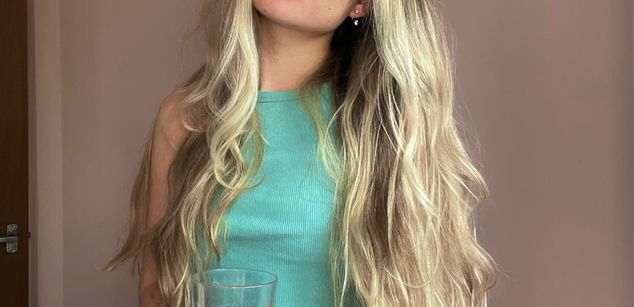 Model - miameraii pussy