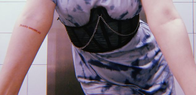 Model - Ttells young