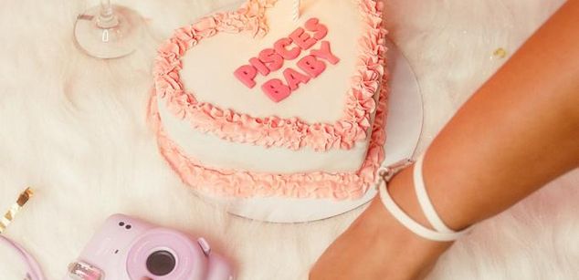 Model - Caro Cano sexy