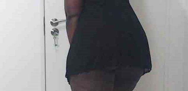 Model - DarkBerryLulu riding