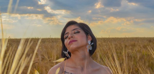 Model - SweetAurora latin