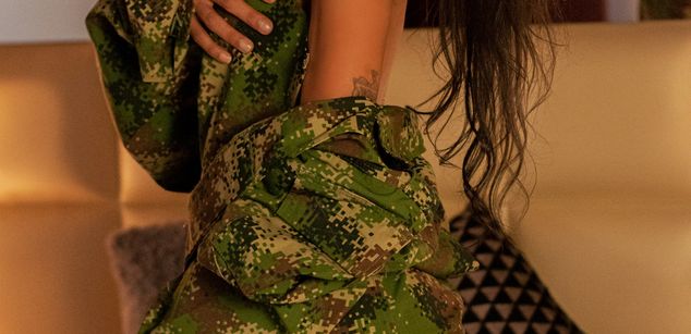 Model - Violeta Fontana toy