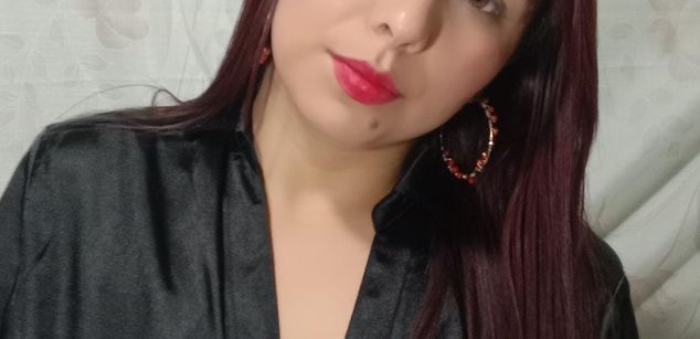 Model - paulina castro BBW