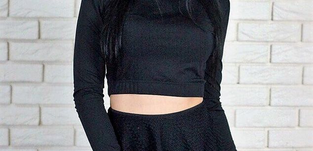 Model - Selena_Cute show