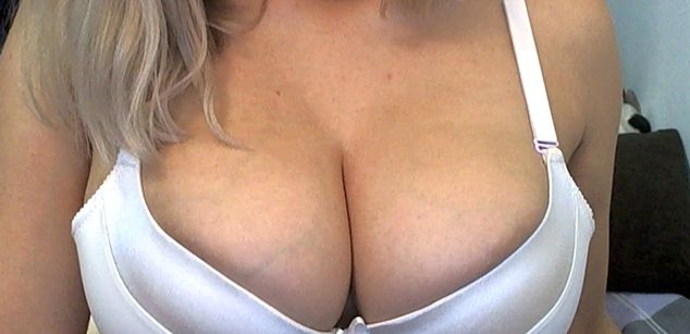 Model - cuminme07 domination