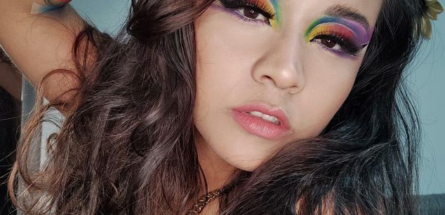 Model - Emmarobertts_ bdsm