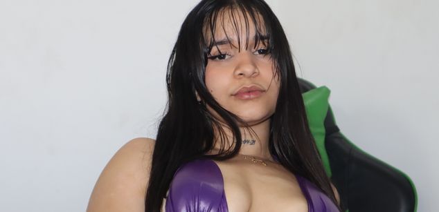 Model - Emily_Hot_ cum