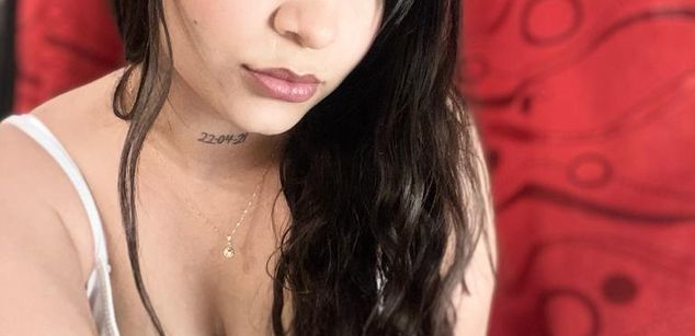 Model - Emily_Hot_ cum