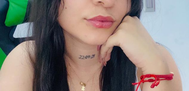 Model - Emily_Hot_ cum