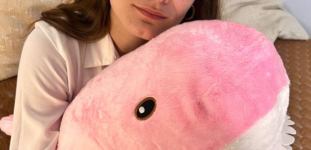 Model - Charlotte brunette