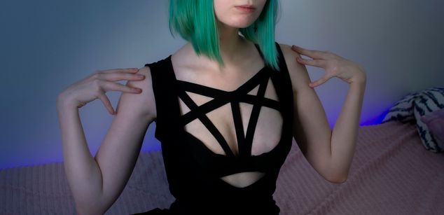 Model - Moon_Maru cosplay