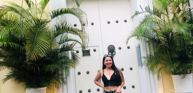 Model - Iris Moira feet