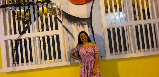 Model - Iris Moira feet