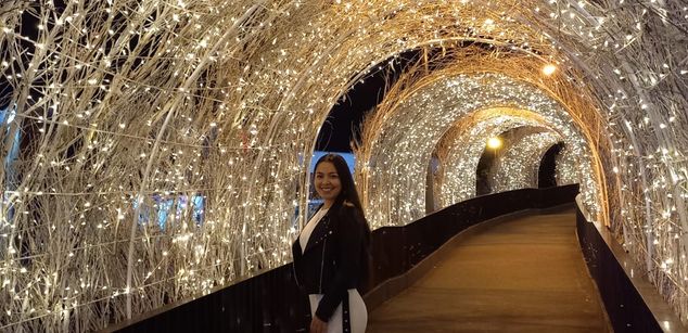 Model - Iris Moira feet