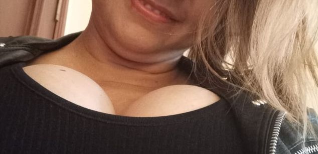 Model - Emily_ latin